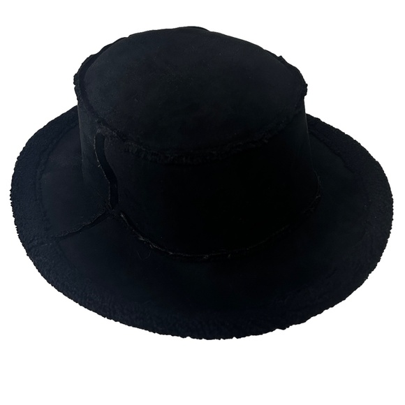 Bloomingdale's Aqua Reversible Bucket Hat Faux Shearling Wide Brim Cloche Floppy - Picture 6 of 12